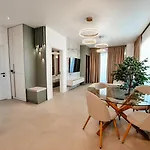 In Alezzi Odyssey Pool & Apartmanhotel 3*