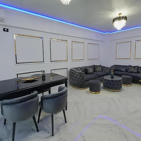 Aparthotel In Alz Odyssey Pool & 3*