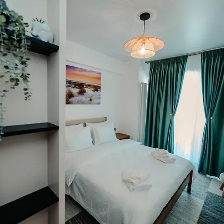 Aparthotel In Alz Odyssey Pool & 3*