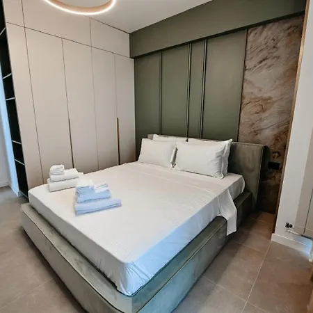 Aparthotel In Alz Odyssey Pool &